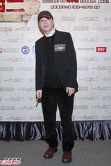 组图：冯小刚徐帆携《一九四二》香港首映