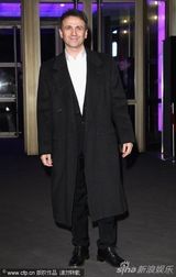 组图：《生命的火花》首映 莎尔玛-海雅克高贵现身