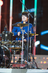 组图：韩团FT Island精彩献唱 主唱弘基再成焦点