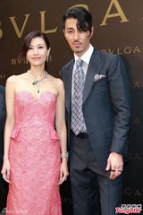 组图：李嘉欣粉裙亮相上围缩水 怕成师奶戒韩剧