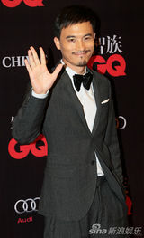 组图：众星闪耀GQ 曹国伟被评年度国际影响力人物