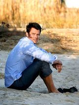 幻灯：蕾哈娜为新专辑庆功 《新月》强势首映