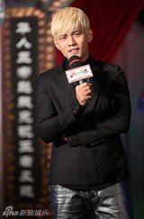 组图：周杰伦第二部导演作品《天台》发布