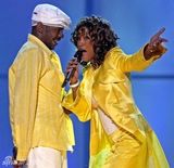 组图：惠特尼-休斯顿与前夫鲍比-布朗昔日恩爱照