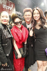 组图：徐海星宫廷复古造型亮相中国国际时装周