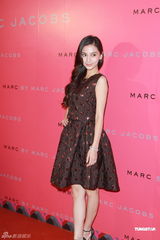 组图：熊黛林谈父亲病情 陈慧琳年底发新碟