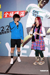 幻灯：卢广仲香港个唱尾场落幕 出席庆功宴兴奋难掩