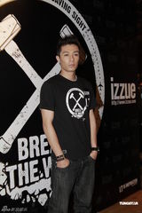 组图：朱茵怀孕一日九餐 黄贯中帮吃体重飙升