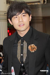 高清图：周杰伦林志玲香港宣传 要求女方不穿高跟鞋