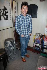 组图：《法网狙击》举行饭局 陈敏之谢天华亮相