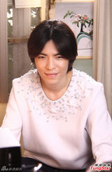 组图：萧敬腾自曝无杨宗纬电话 私下零交集