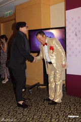 组图：艺人杰出表现奖落幕 谢霆锋薛凯琪夺影帝影后