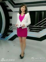 组图：台湾甜美女主播吴宇舒生活照