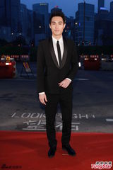 组图：亚洲电影大奖香港举行 群星亮相红毯