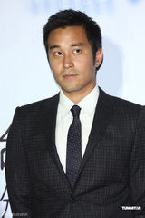 组图：张孝全首夺台北电影奖影帝 张榕容二度封后