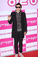 高清组图：朴有天金素贤等亮相李诗英新片试映