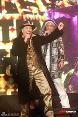 组图：香港演唱会圆满完成 侧田转往北京发展