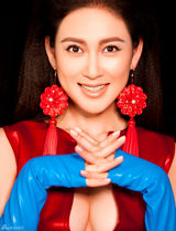 组图：赵柯全新火热写真 尽显美艳性感诱惑