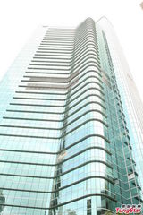 组图：传郭晶晶20日剖腹生子 传媒围堵医院