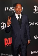 组图：昆汀“姜戈”纽约首映 红毯上明星扎堆