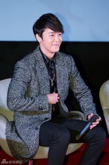 组图：SJ-M新专辑发布 秀搞笑中文