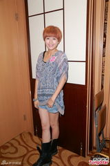 组图：黄日华唐宁上演忘年恋 鲍起静为亚视担忧