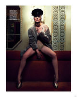 组图：黛安-克鲁格登杂志封面 美腿丝袜性感诱惑