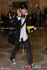 组图：韩团4minute与BTOB等赴日将开唱