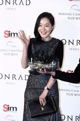 高清组图：李孝利神话Eric秀智等出席严泰雄婚礼