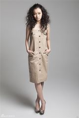 高清图：王丹怡栗换下猎妖战袍 造型多变可塑性强