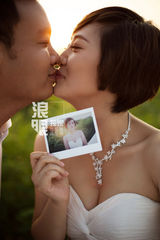 独家:沙桐刘园园甜蜜婚纱照 2岁女儿将见证婚礼