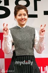 组图：沈恩京罗文姬等宣传新片《可疑的她》