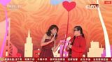 组图：苏菲-玛索刘欢春晚合唱《玫瑰人生》
