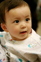 幻灯：韩国混血童星Mason圣诞写真 大眼睛灵动可爱