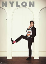 组图：韩星郑糠云波点礼服登杂志 俏皮POSE型男范