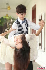 组图：胡夏和人妻宋纪妍跳舞 称电力太强