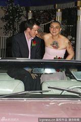 组图：辛妮-奥康娜四婚仅维持16日告终