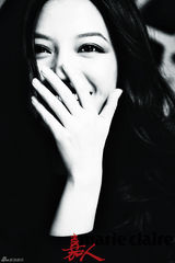 高清图：赵薇《嘉人》黑白大片 青春从未逝去