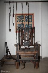 幻灯图：《风声传奇》杀青 打造电视剧刑具之最