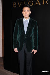 组图：丁子高陈嘉桓等盛装出席手袋活动