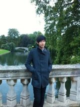 组图：“中国版李敏镐”火爆微博 原为报社记者