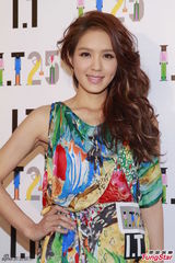 组图：梁朝伟张家辉碰头不聊金马奖