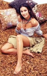 幻灯图集：埃曼纽尔-施莱琪获评最令人满意的女人 