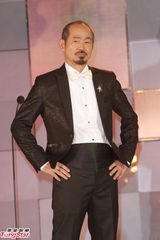 组图：王维基举办新台试映礼 黄日华等艺人捧场