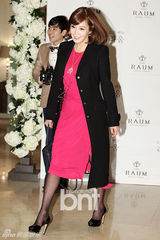 组图：韩星苏幼珍嫁富商 金宣儿全慧彬等道贺