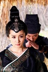 幻灯图：杨幂荧幕形象赚热泪 成新晋悲情剧公主 