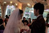 幻灯图：《杜拉拉》热拍 尚于博“结婚”王珞丹闹场