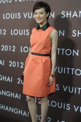 组图：范冰冰巩俐吴奇隆等出席上海时装秀