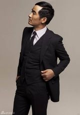 组图：郭晓冬杂志大片造型多变 时尚达人气场十足