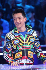 组图：郑恺大谈男女差异 多种表情极速通关